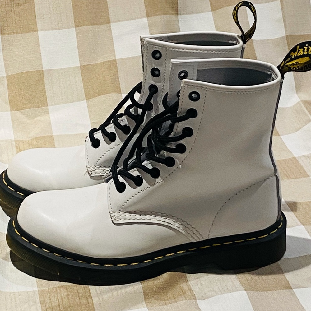 BRAND NEW white and black Dr. Martens